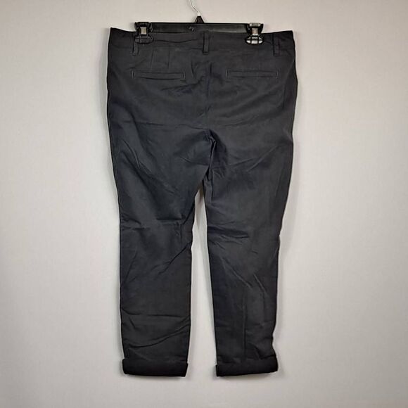 Gap Girlfriend khakis NWOT - Picture 6 of 9